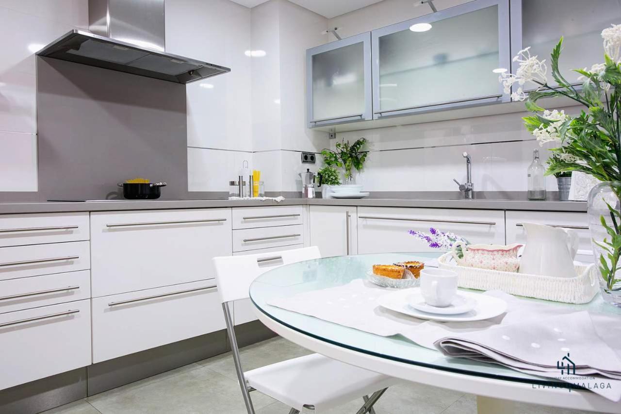 Living4Malaga Reding Superior Apartment Eksteriør billede